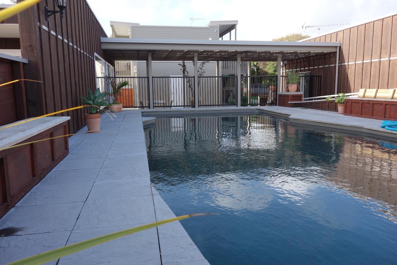 Parakai Springs Lodge Dış mekan fotoğraf